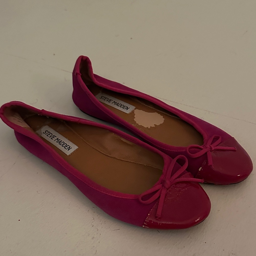 Steve Madden Red & Pink Bow Flats